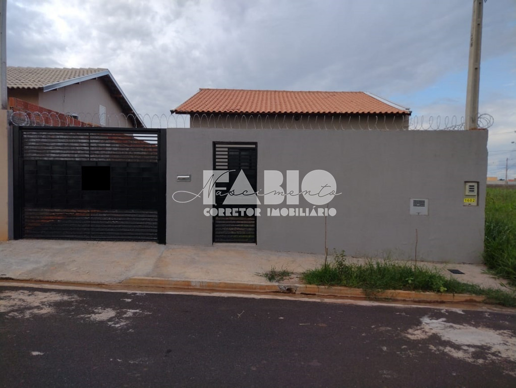 Casa com 2 quartos à venda, 60m² — foto 1 de 17