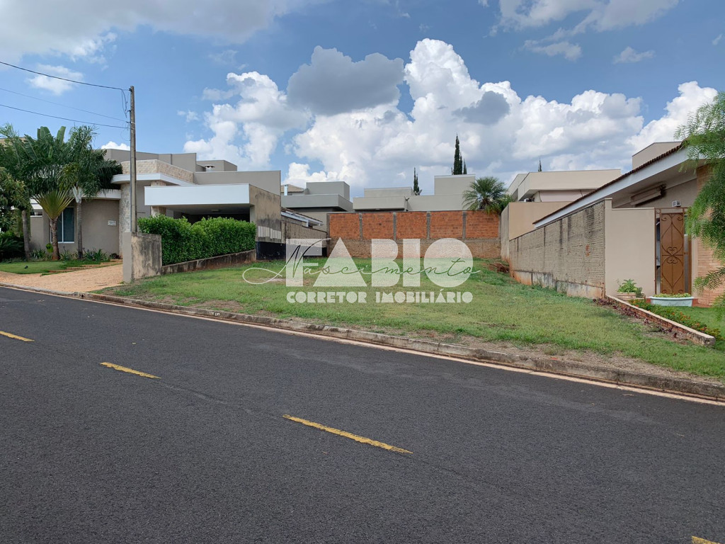 Terreno / Lote / Condomínio  à venda, 400m² — foto 6 de 7