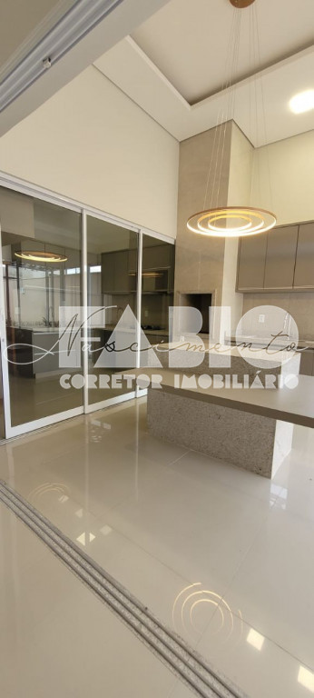Casa de Condomínio com 3 quartos à venda, 180m² — foto 10 de 29