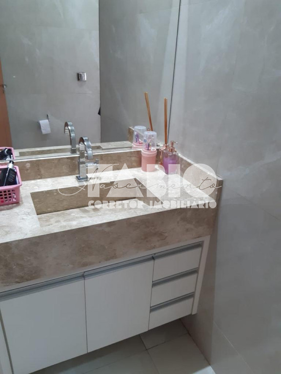 Casa com 3 quartos à venda, 160m² — foto 16 de 27