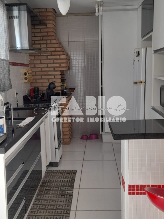 Casa de Condomínio com 2 quartos à venda, 110m² — foto 1 de 9