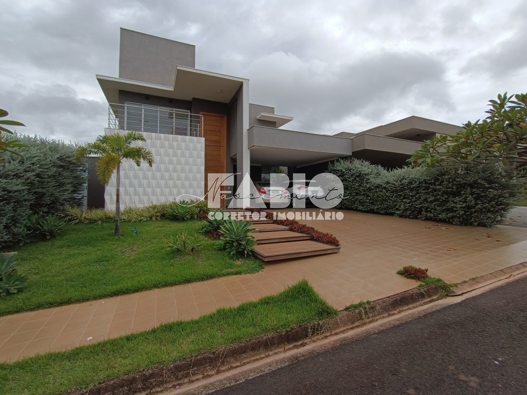 Casa de Condomínio com 3 quartos à venda, 254m² — foto 1 de 30