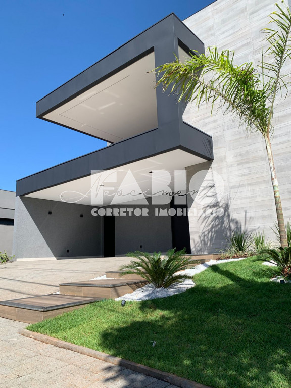 Casa de Condomínio com 3 quartos à venda, 210m² — foto 3 de 30