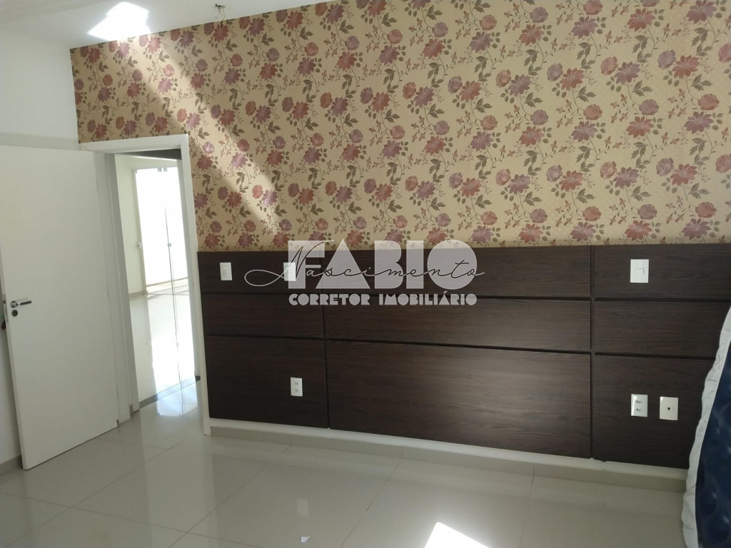 Casa de Condomínio com 3 quartos à venda, 221m² — foto 12 de 15