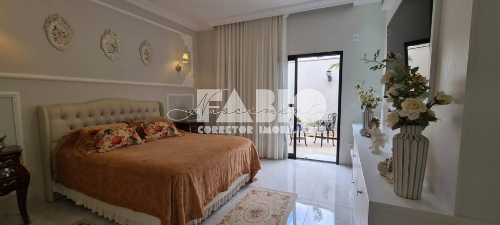 Casa de Condomínio com 4 quartos à venda, 300m² — foto 7 de 30