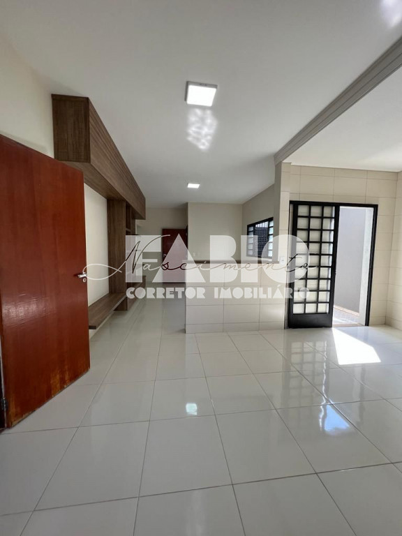 Casa com 3 quartos à venda, 140m² — foto 6 de 9