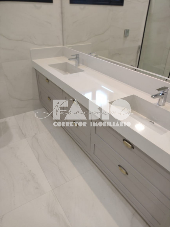 Casa de Condomínio com 3 quartos à venda, 230m² — foto 19 de 23