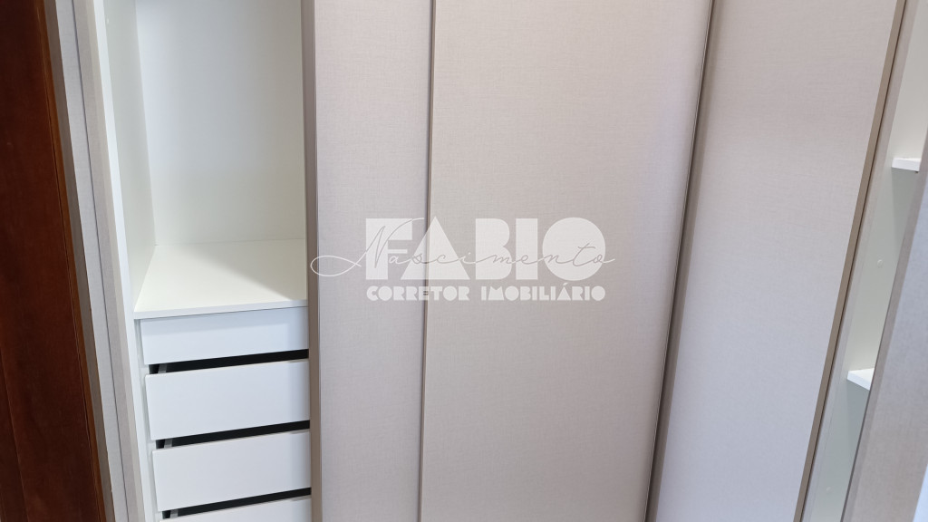 Casa de Condomínio com 3 quartos à venda, 202m² — foto 14 de 22