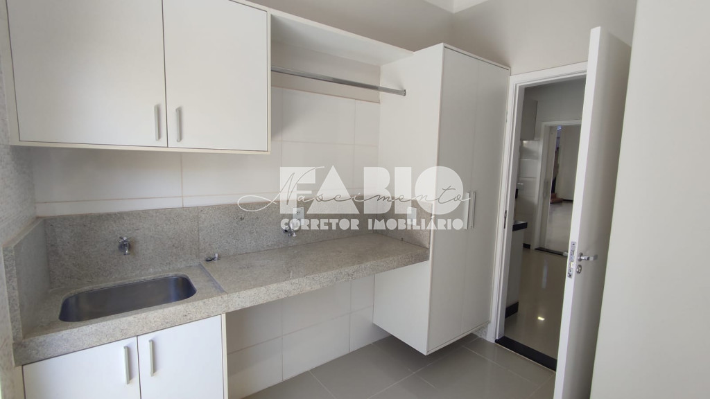 Casa de Condomínio com 4 quartos à venda, 260m² — foto 23 de 30