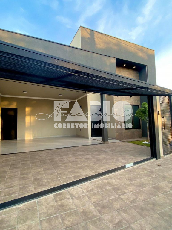 Casa com 3 quartos à venda, 122m² — foto 1 de 12