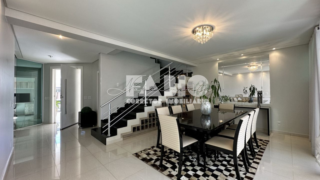 Casa de Condomínio com 4 quartos à venda, 310m² — foto 16 de 30