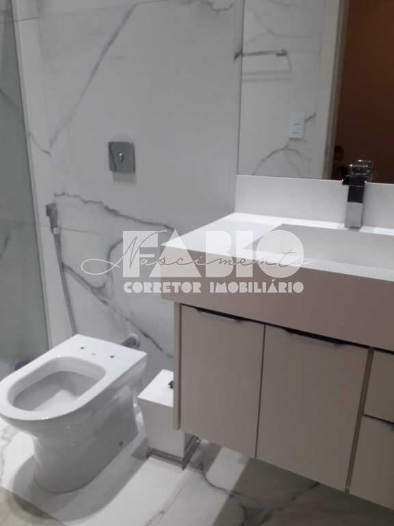 Casa de Condomínio com 3 quartos à venda, 222m² — foto 10 de 30