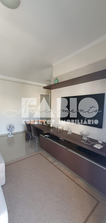 Apartamento com 2 quartos à venda, 53m² — foto 4 de 17