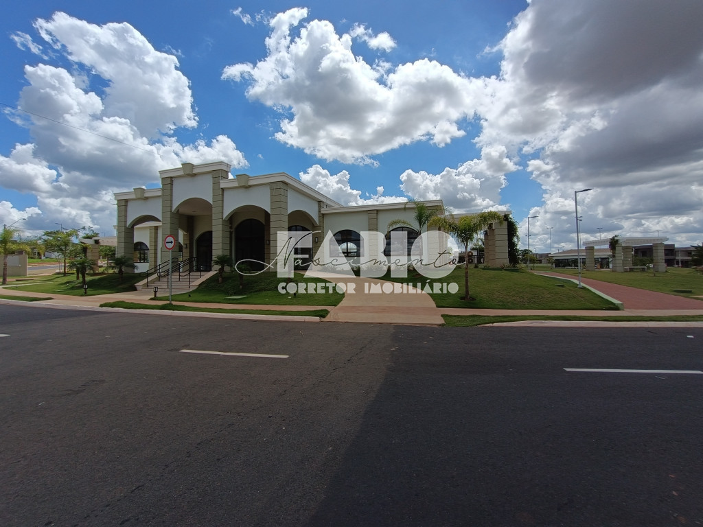 Casa de Condomínio com 3 quartos à venda, 253m² — foto 17 de 29