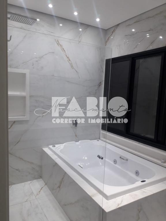 Casa de Condomínio com 3 quartos à venda, 222m² — foto 21 de 30