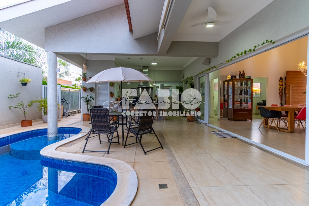 Casa de Condomínio com 3 quartos à venda, 260m² — foto 26 de 30