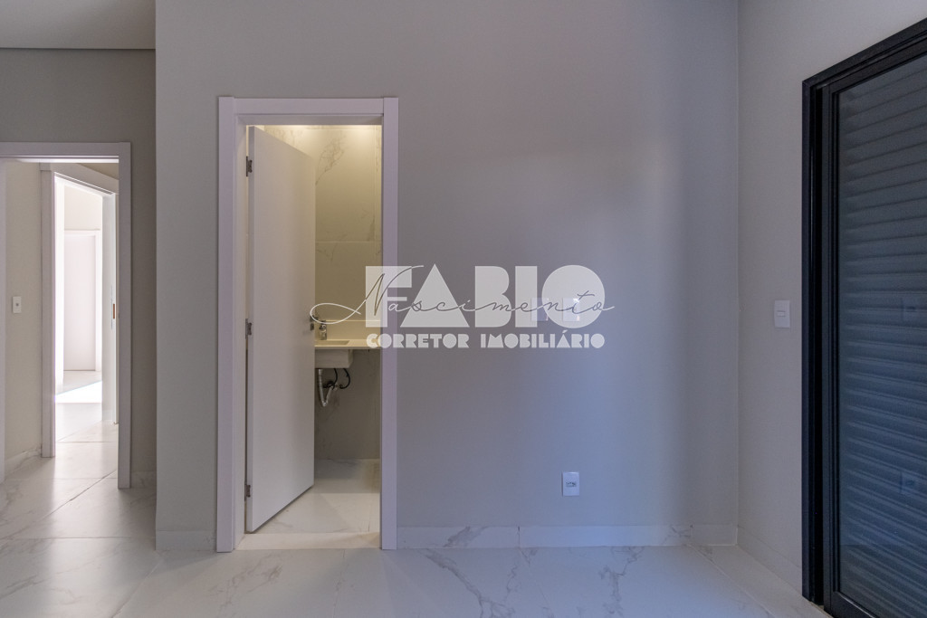 Casa de Condomínio com 3 quartos à venda, 222m² — foto 19 de 28