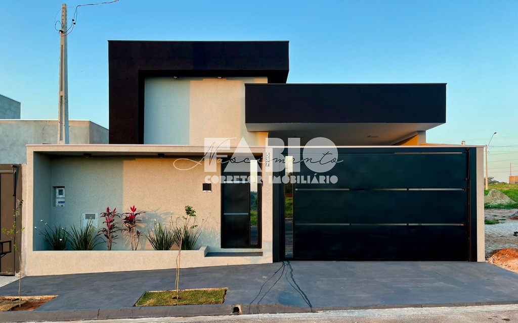 Casa com 3 quartos à venda, 108m² — foto 1 de 23