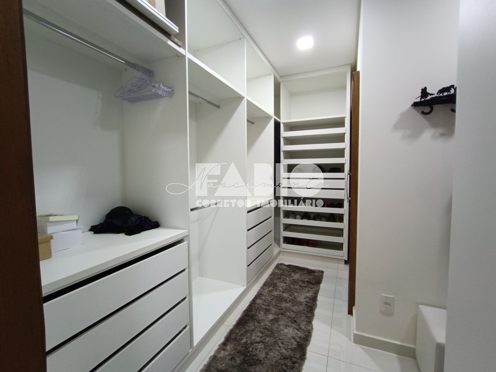 Casa de Condomínio com 3 quartos à venda, 226m² — foto 25 de 30