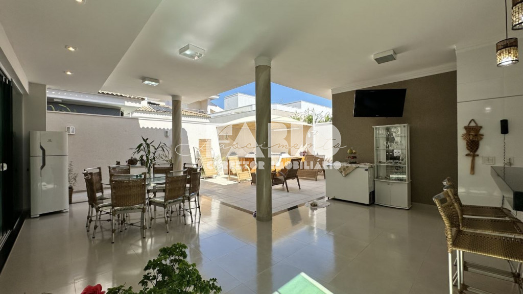 Casa de Condomínio com 4 quartos à venda, 310m² — foto 17 de 30