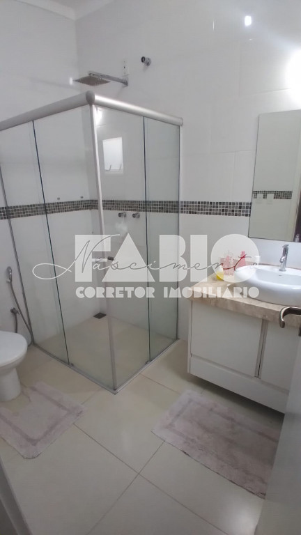 Casa de Condomínio com 3 quartos à venda, 218m² — foto 11 de 19