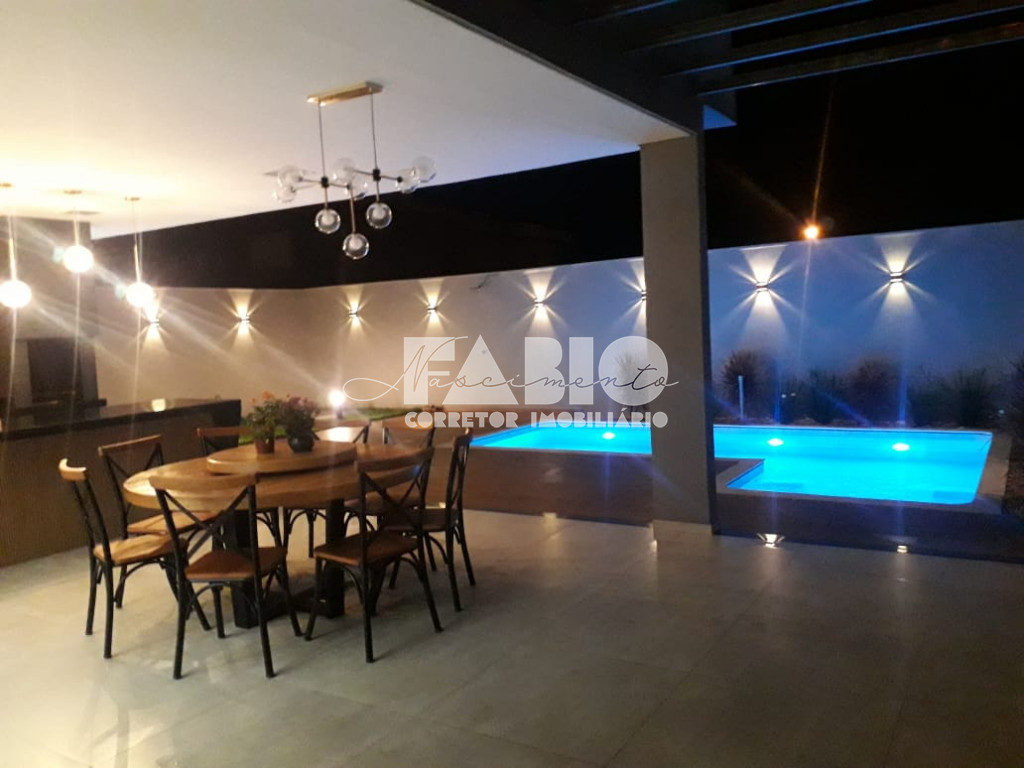 Casa de Condomínio com 3 quartos à venda, 222m² — foto 18 de 30