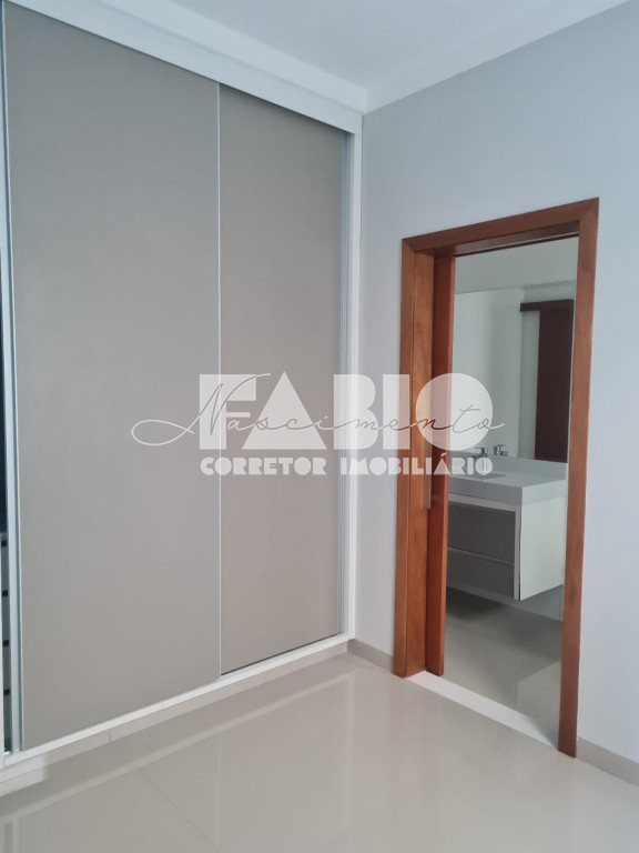 Casa de Condomínio com 3 quartos à venda, 250m² — foto 14 de 29