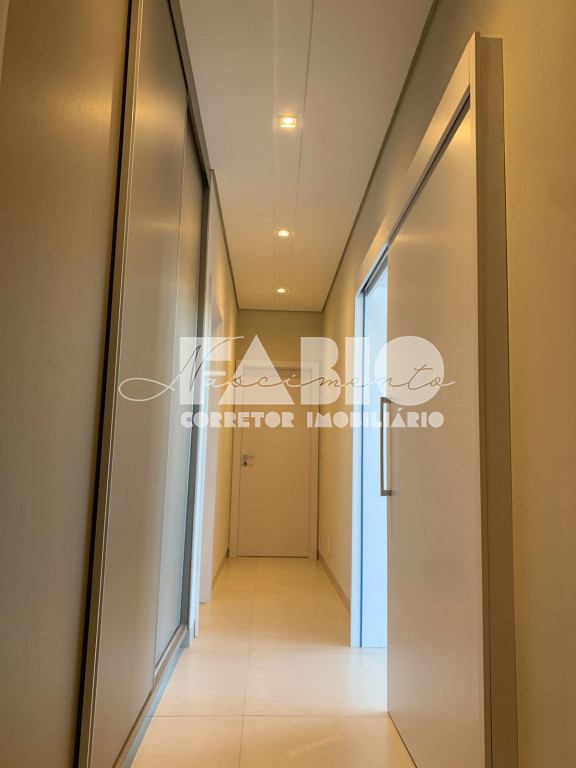 Casa de Condomínio com 3 quartos à venda, 210m² — foto 14 de 30