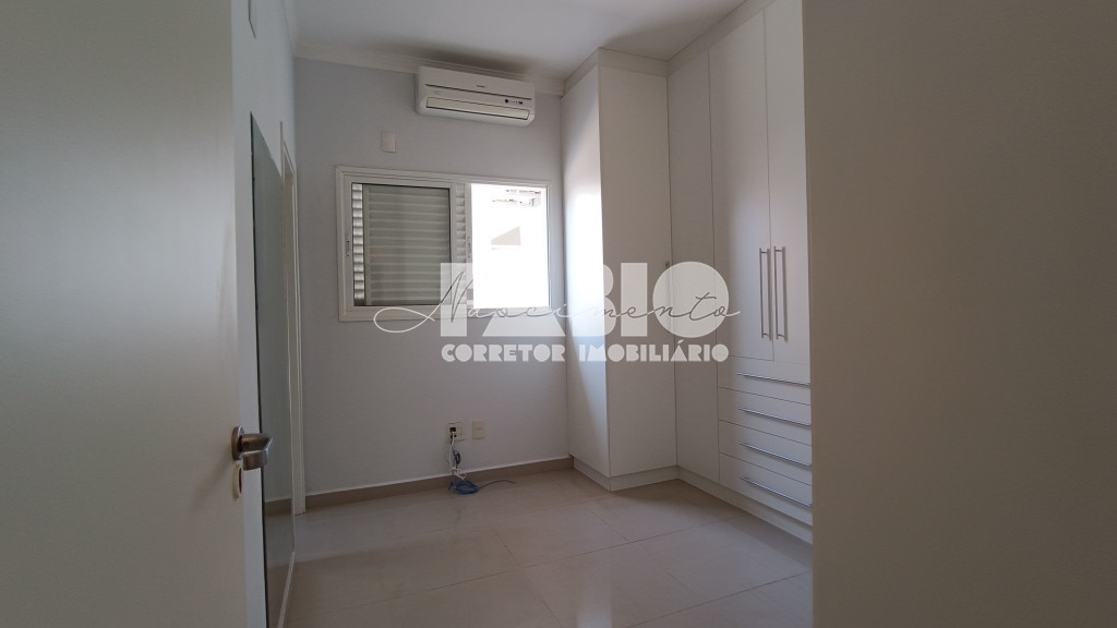 Casa de Condomínio com 3 quartos à venda, 223m² — foto 13 de 27