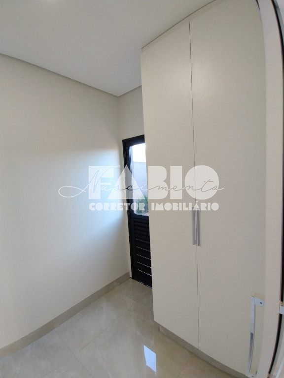 Casa de Condomínio com 3 quartos à venda, 195m² — foto 12 de 29