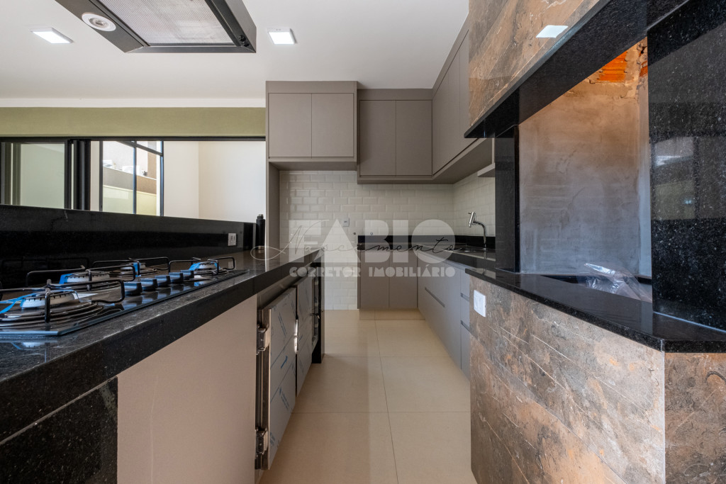 Casa de Condomínio com 3 quartos à venda, 237m² — foto 15 de 30