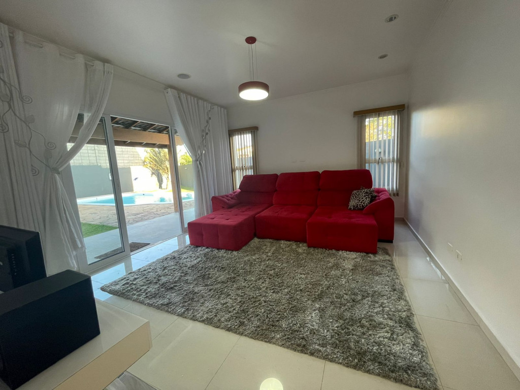 Casa de Condomínio para alugar com 3 quartos, 300m² - Foto 20