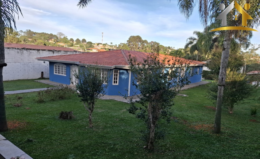 Casa de Condomínio à venda com 3 quartos, 245m² - Foto 1