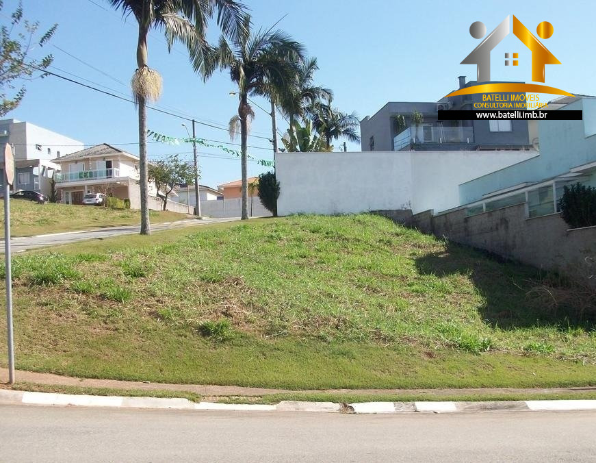 Terreno à venda no condomínio Palm Hills - Batelli Imóveis