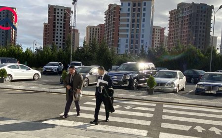 Xalq Artisti məhkəməyə gəldi-FOTOLAR
