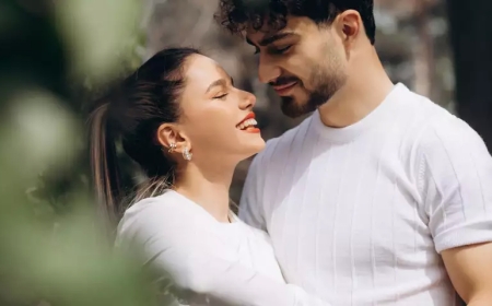 Bloger cütlüyün reklam etdiyi şirkətdə milyonlarla pul batdı-FOTO