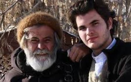 Tarık Akanın Oğlu da Məşhur İmiş