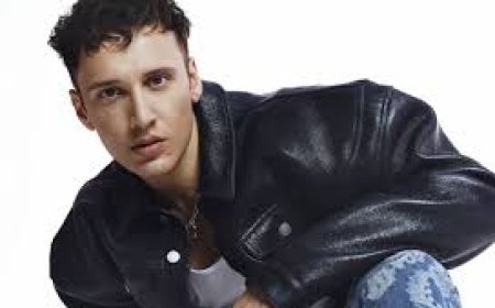 Məşhur müğənni metroda görüntüləndi – FOTO