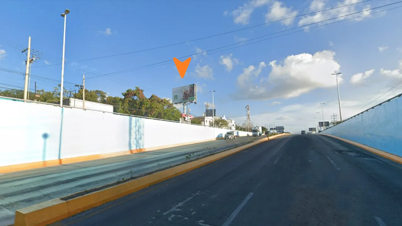 Anuncios Unipolar en Cancún