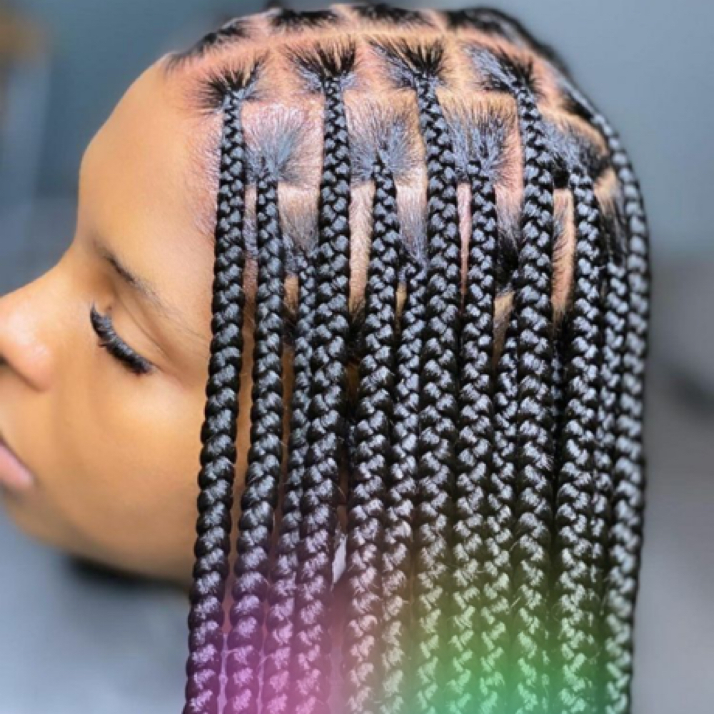 MEDIUM KNOTLESS / BOX BRAIDS
