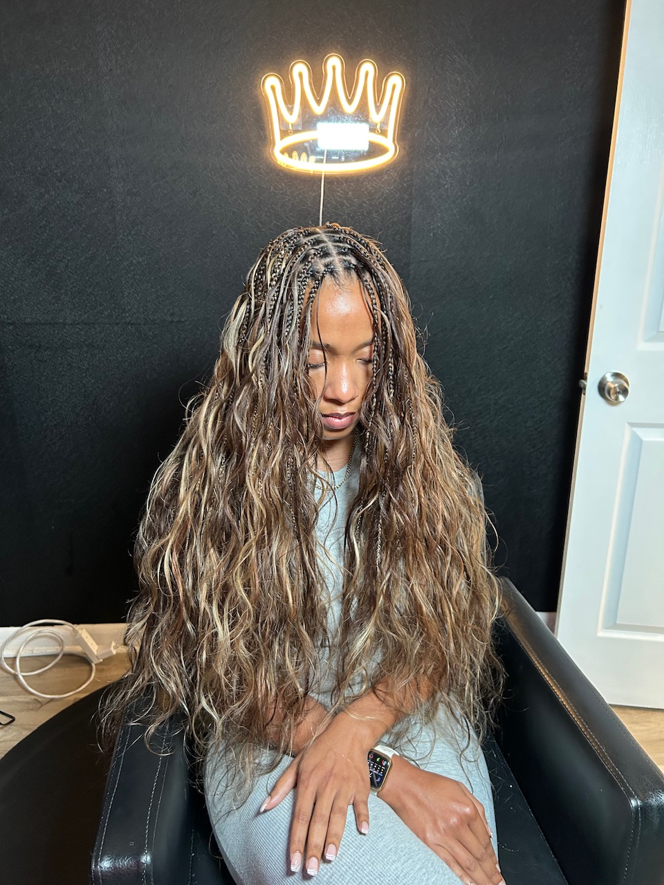 Smedium Goddess knotless braids