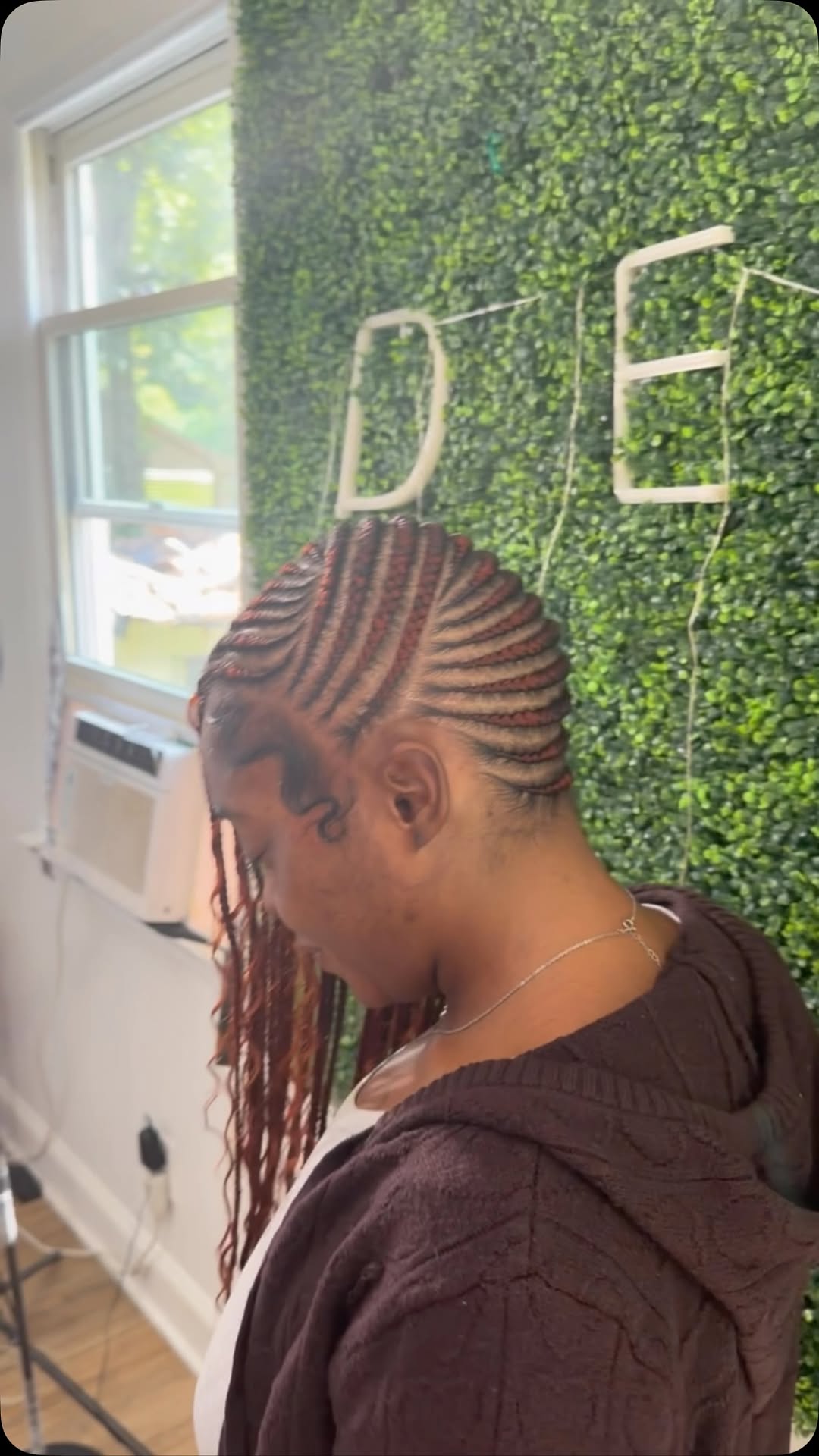 Dela African Hair Braiding