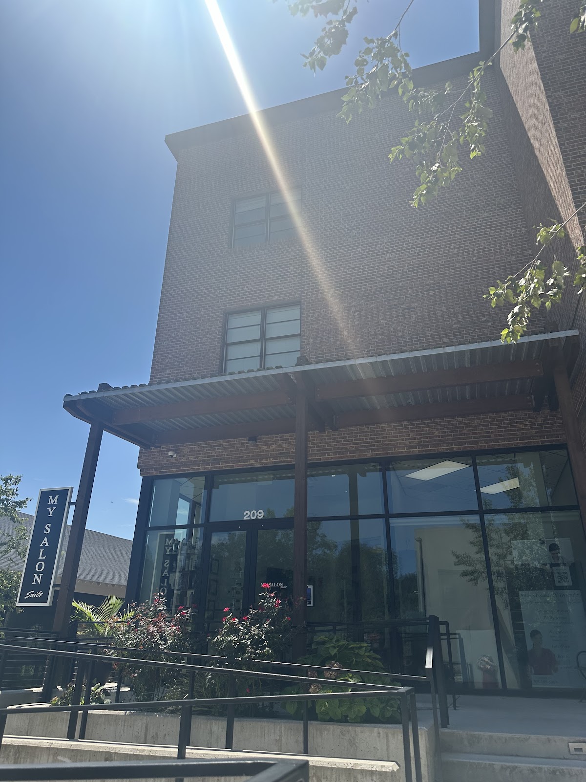 Eclipse Hair Studio