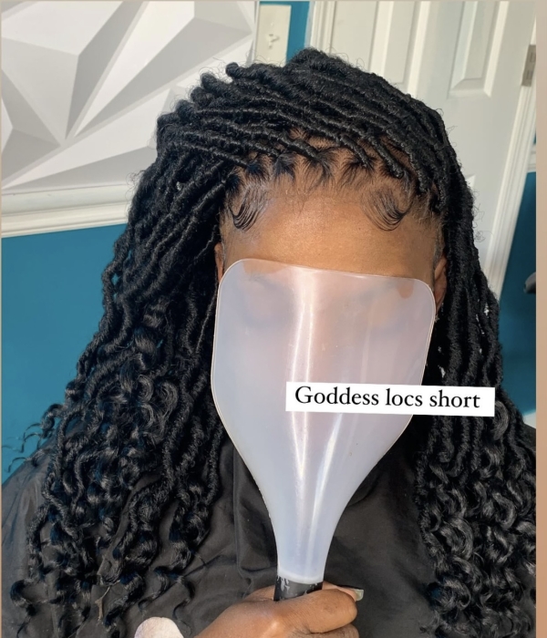 Goddess locs with frontal average length