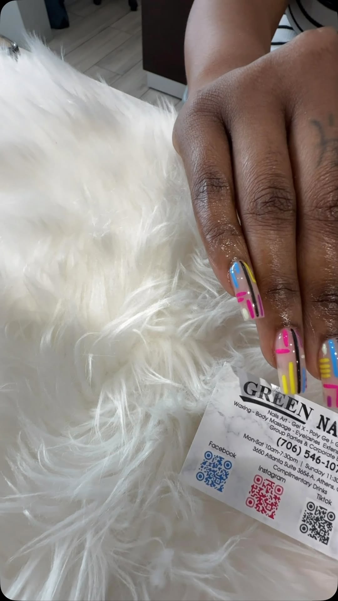 Green Nails & Spa(