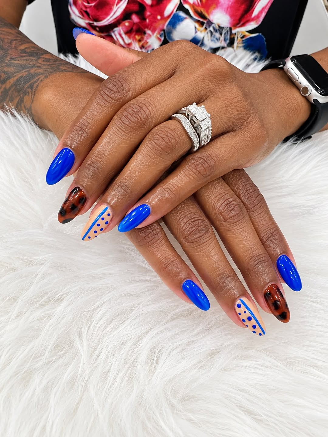 Services, Nail Lounge & Spa