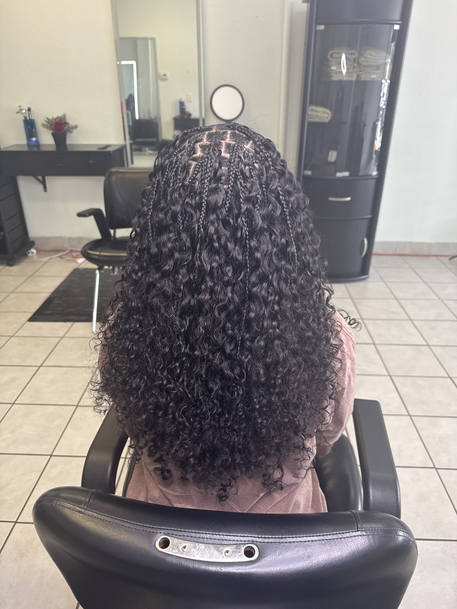 Sam-hairbraiding