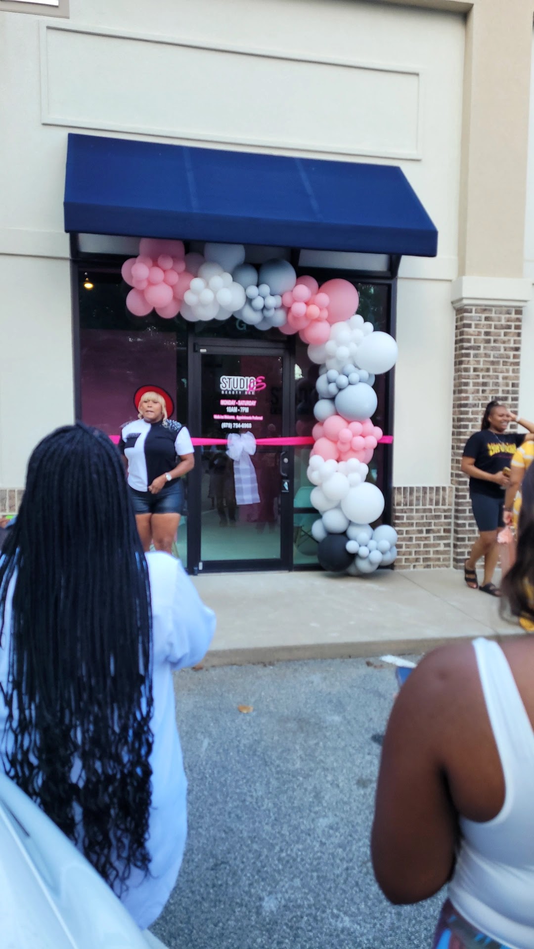 Studio E Beauty Bar