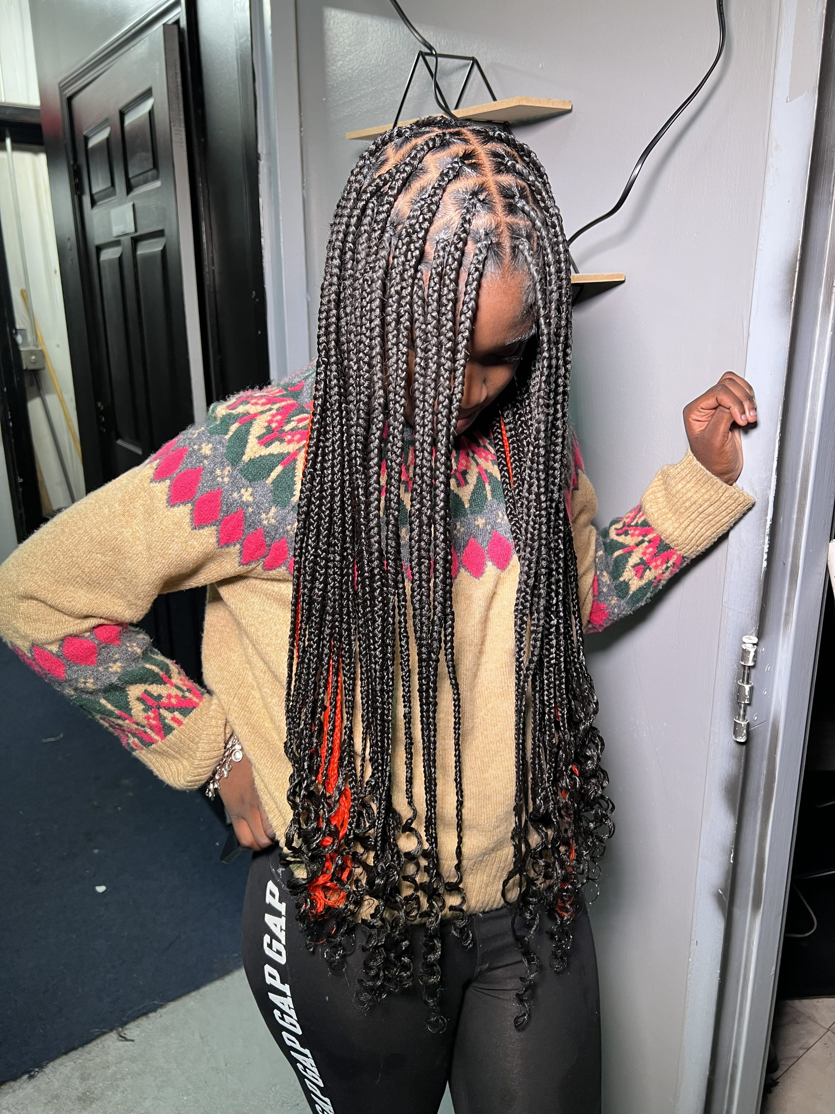 Medium knotless braids