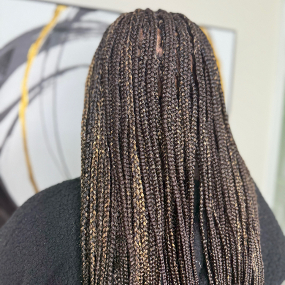 Medium Knotless Midback